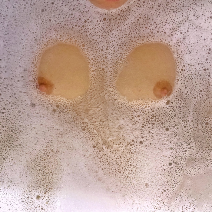 Messing around in the bathroom - NSFW, My, Homemade, Photo on sneaker, Erotic, No face, Foam, Boobs, Longpost, Bath