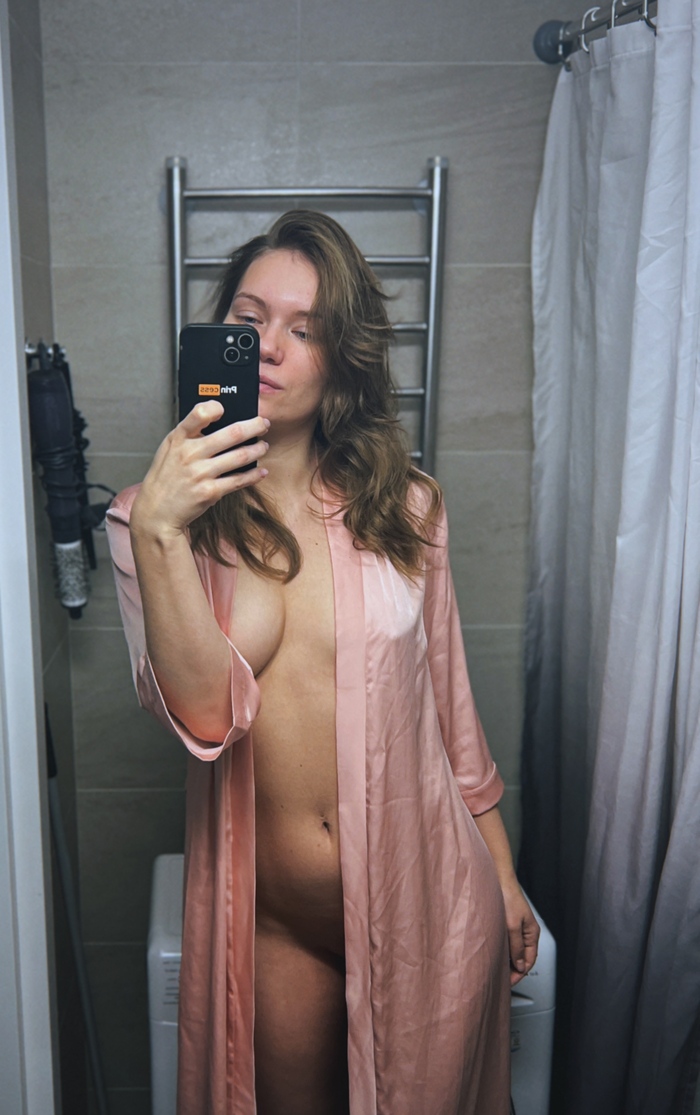 Silky mood - NSFW, My, Erotic, Homemade, Smile, Selfie, Video, Longpost, Onlyfans, Vertical video