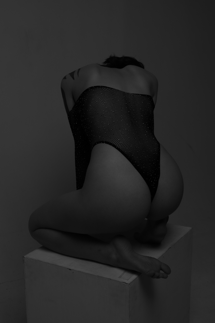 An art object of some kind - NSFW, My, Girls, Black and white photo, Erotic, Booty, Professional shooting, Bodysuit