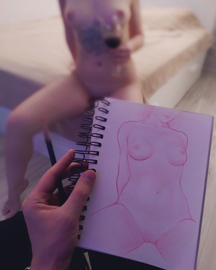 I draw while I draw - NSFW, My, Girls, Erotic, Hand-drawn erotica, Drawing, Girl with tattoo, Boobs