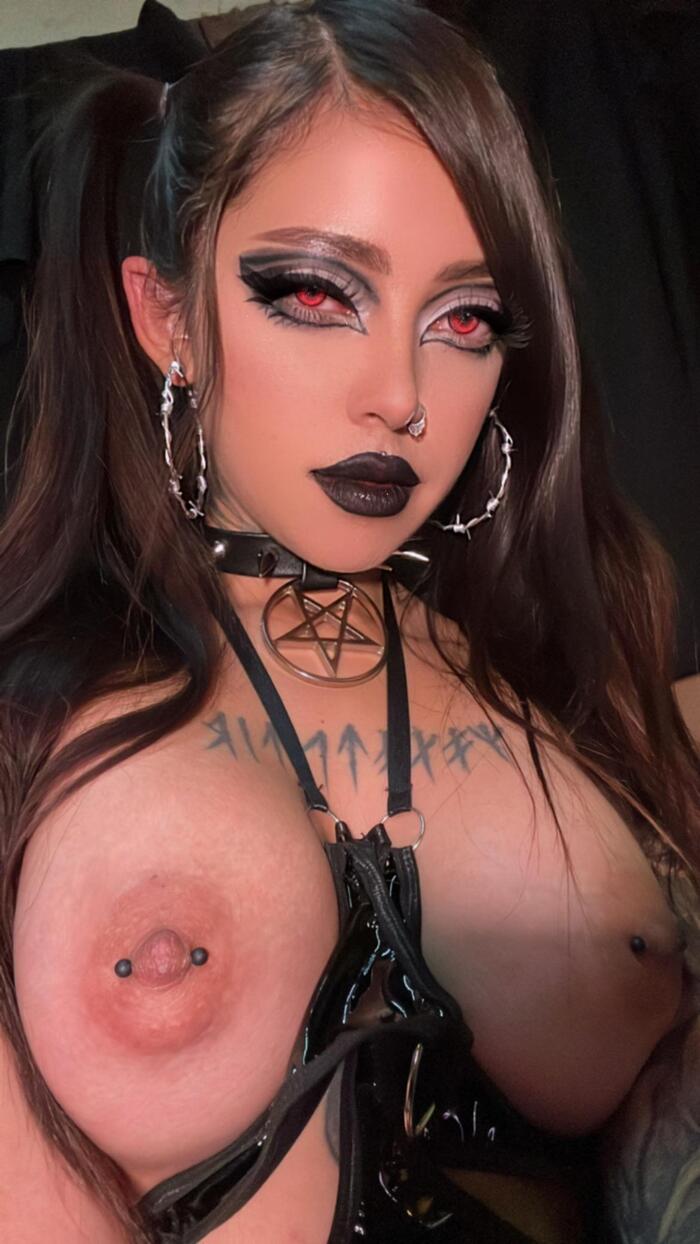 Informal Meryl Mess - NSFW, Erotic, Onlyfans, Topless, Informals, Goths, Boobs, No bra, Longpost, Ahegao, Girl in glasses